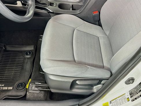 Certified 2023 Toyota Corolla Cross AWD Hybrid image 16