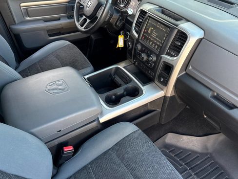 Used 2017 RAM 3500 Big Horn w/ Sport Appearance Group AWD/4WD image 15