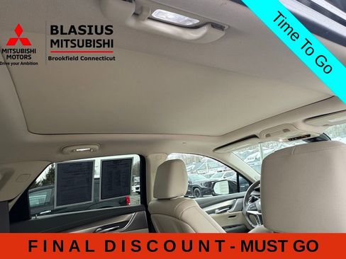 Used 2020 Cadillac XT5 Premium Luxury w/ LPO, Floor Liner Package AWD/4WD image 32