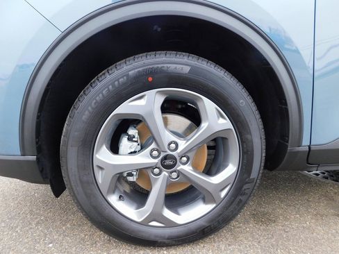 New 2026 Ford Escape ST-Line w/ Cold Weather Package image 10