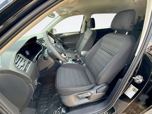 Used 2023 Volkswagen Tiguan S FWD image 13