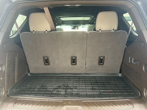 Used 2024 Chevrolet Tahoe LT w/ Luxury Package image 10