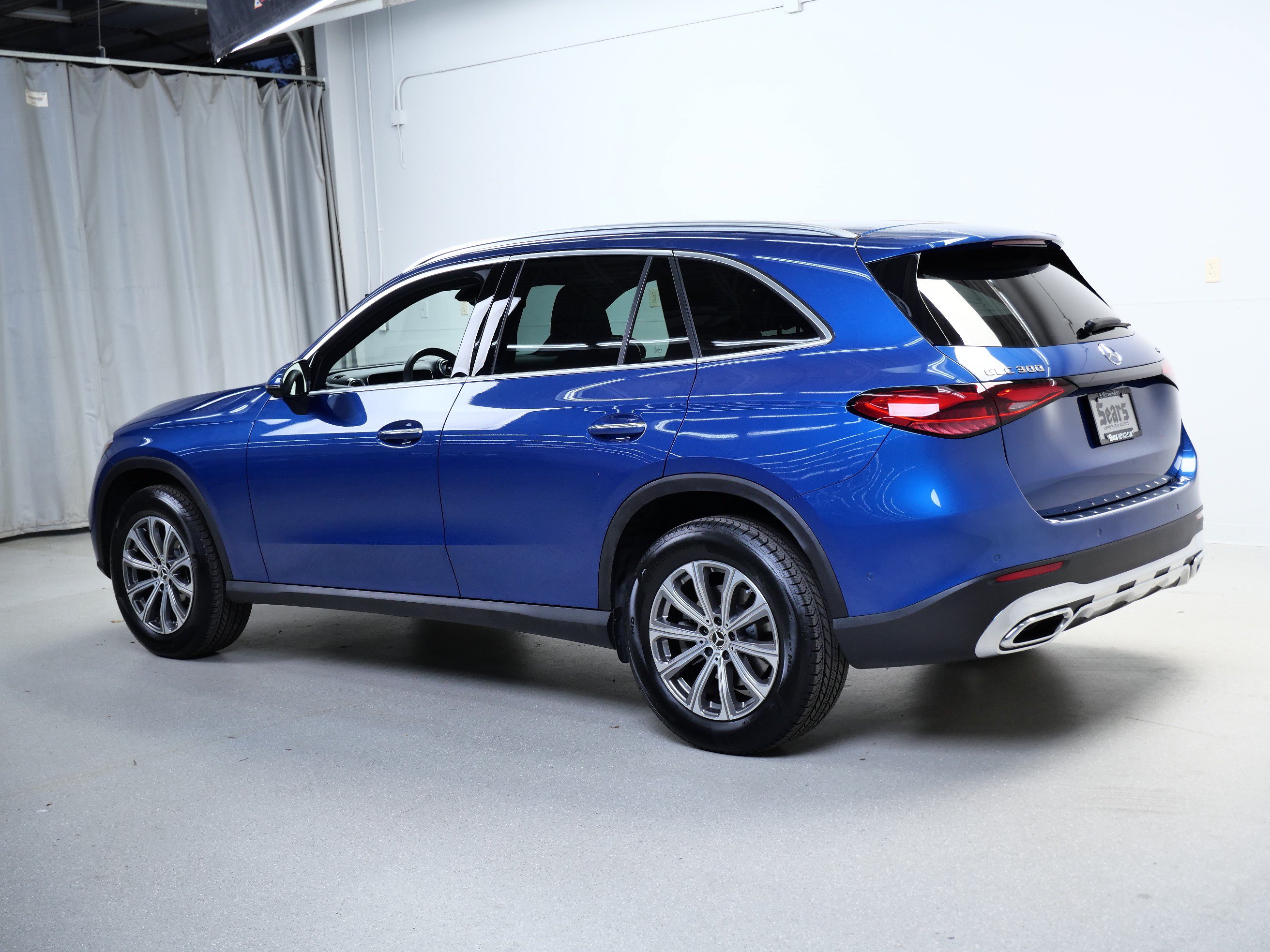 Certified 2026 Mercedes-Benz GLC 300 4MATIC image 11