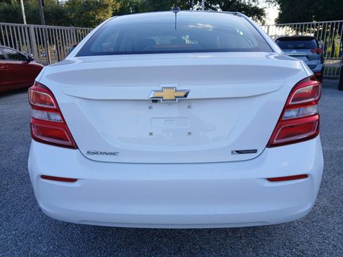 Used 2020 Chevrolet Sonic Premier FWD image 6