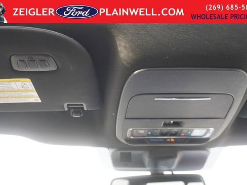 Used 2021 Ford F150 Lariat w/ Equipment Group 502A High image 31