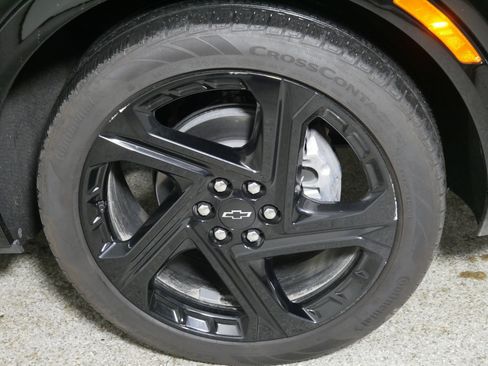 Used 2025 Chevrolet Equinox EV RS AWD/4WD image 15
