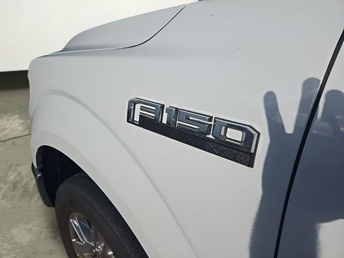 Used 2015 Ford F150 XLT w/ Equipment Group 302A Luxury image 8