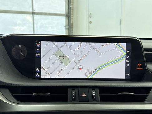 Used 2019 Lexus ES 350 Ultra Luxury image 27