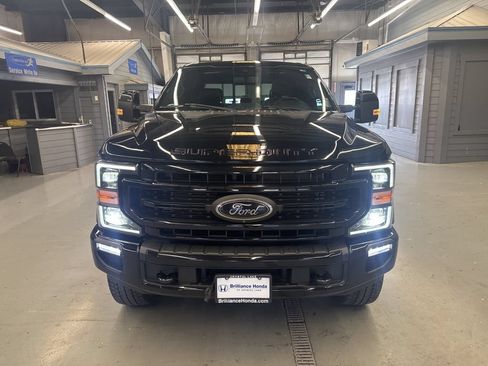 Used 2022 Ford F250 Lariat w/ Black Appearance Package AWD/4WD image 3