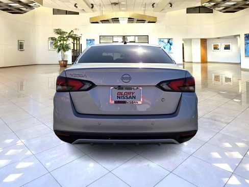 Certified 2025 Nissan Versa S w/ Trunk Package image 6