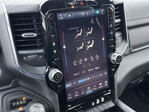 Used 2025 RAM 1500 Laramie image 30