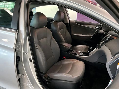 Used 2013 Hyundai Sonata Limited image 11