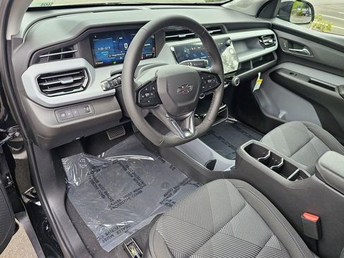 New 2027 Chevrolet Bolt LT w/ Comfort Package FWD image 19