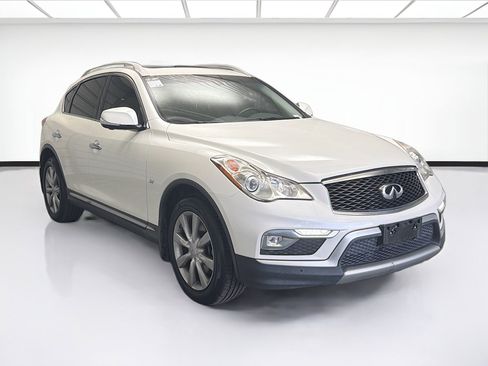 Used 2017 INFINITI QX50 2WD w/ Premium Plus Package image 3