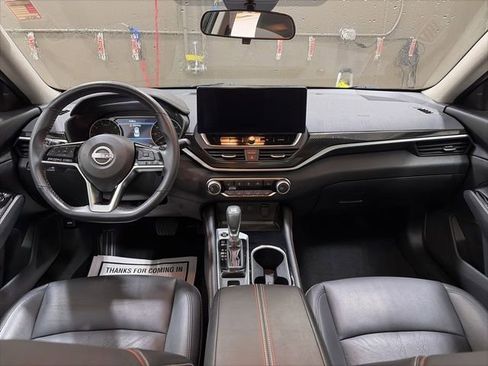 Used 2023 Nissan Altima 2.5 SR w/ SR Premium Package AWD/4WD image 6