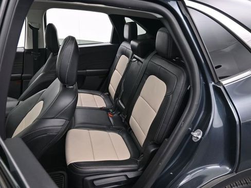 Certified 2022 Ford Escape Titanium w/ Titanium Elite Package image 29