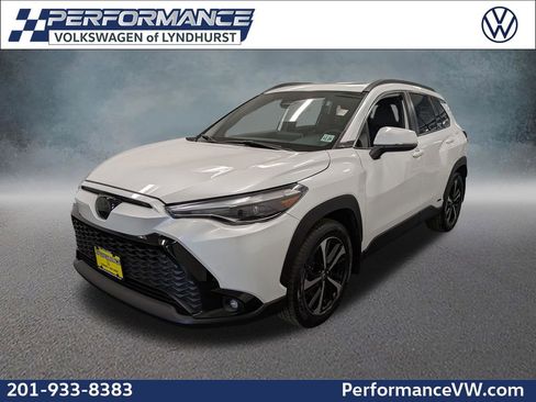 Used 2024 Toyota Corolla Cross AWD Hybrid w/ Convenience Package image 1