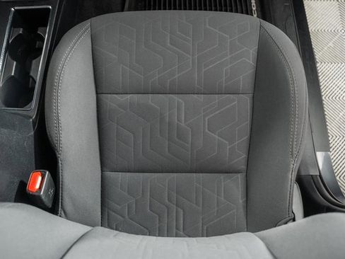 Used 2019 Toyota Tacoma TRD Off-Road image 34