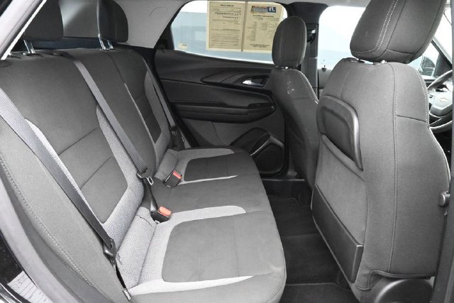 Used 2025 Chevrolet TrailBlazer LT AWD/4WD image 29