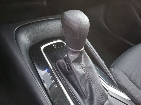 Used 2023 Toyota Corolla LE image 13