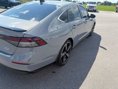 Used 2024 Honda Accord Sport image 10