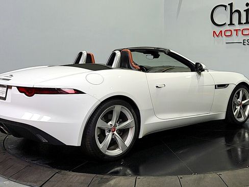 Used 2018 Jaguar F-TYPE Convertible image 7