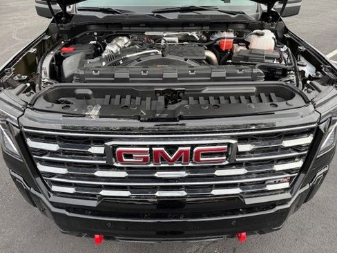 New 2026 GMC Sierra 2500 AT4 w/ AT4 Preferred Package image 38
