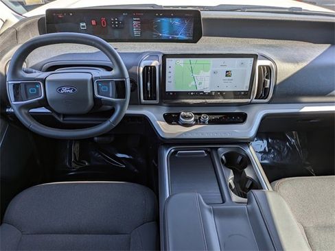 Certified 2025 Ford Expedition Max Active image 15