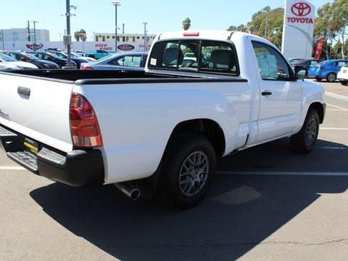 Used 2014 Toyota Tacoma 2WD Regular Cab image 16