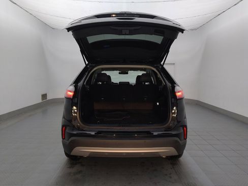 Used 2024 Ford Edge SEL image 29