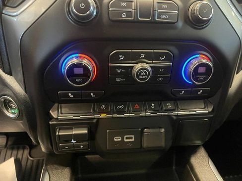 Used 2020 Chevrolet Silverado 1500 RST w/ All-Star Edition image 25