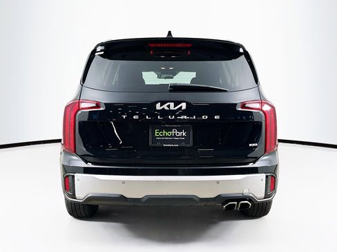 Used 2023 Kia Telluride S image 7