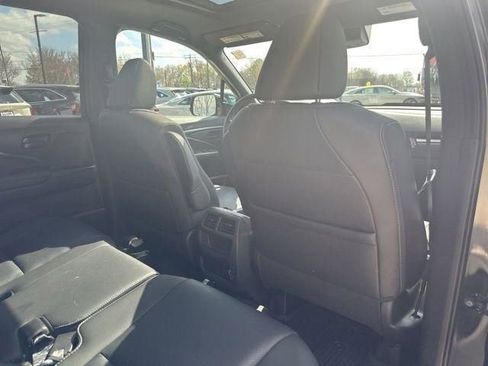 Used 2023 Honda Passport EX-L image 38