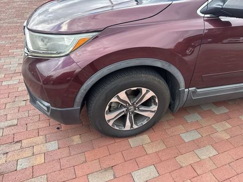 Used 2017 Honda CR-V LX image 2