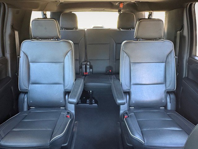 Used 2021 GMC Yukon XL SLT w/ SLT Luxury Plus Package AWD/4WD image 10