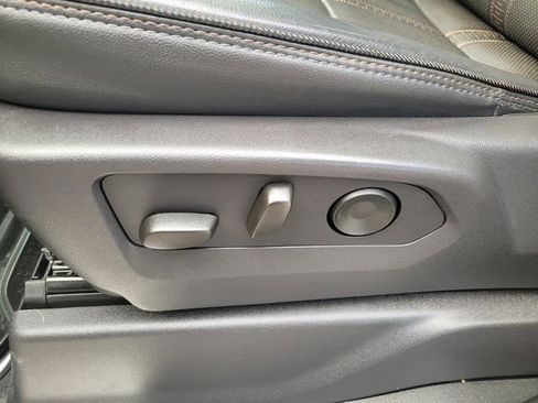 Used 2024 Chevrolet Silverado 1500 High Country w/ Technology Package image 21