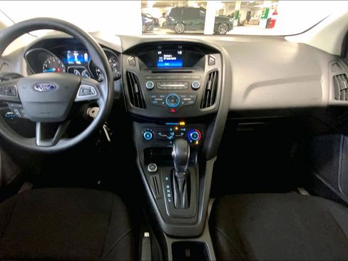 Used 2017 Ford Focus SE image 15