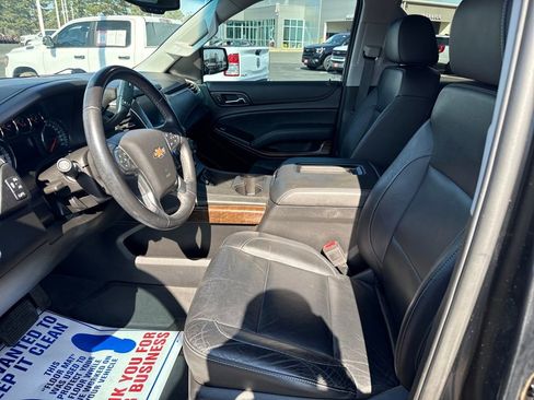 Used 2019 Chevrolet Tahoe LT image 12