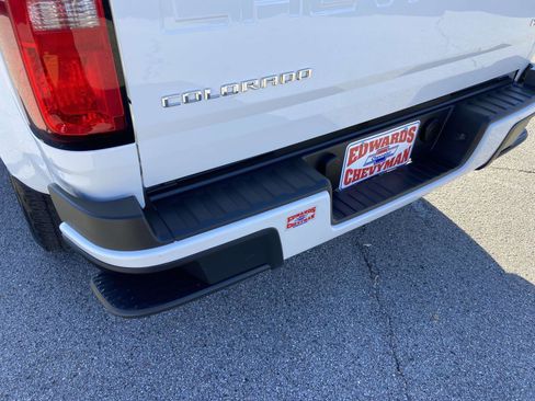 Used 2022 Chevrolet Colorado LT image 29