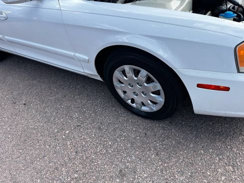 Used 2004 Kia Optima FWD image 13