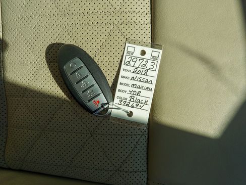 Used 2018 Nissan Maxima Platinum FWD image 34