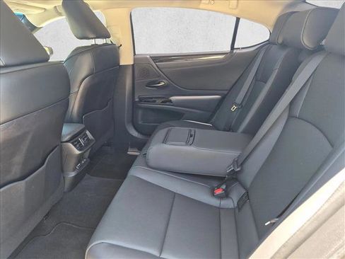 Used 2024 Lexus ES 350 w/ Accessory Package (Z2) FWD image 18