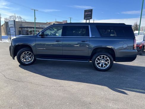 Used 2020 GMC Yukon XL SLT image 10
