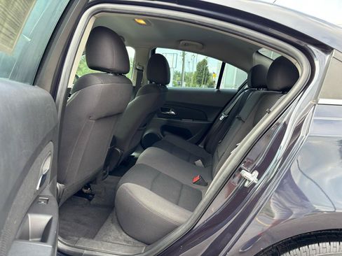 Used 2015 Chevrolet Cruze LT w/ RS Package FWD image 28