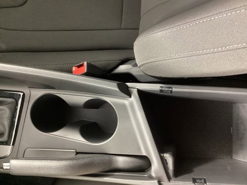 Certified 2025 Hyundai Elantra Sport image 21