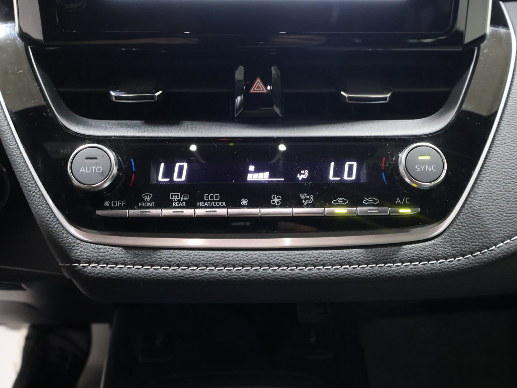 Used 2026 Toyota Corolla XSE FWD image 30