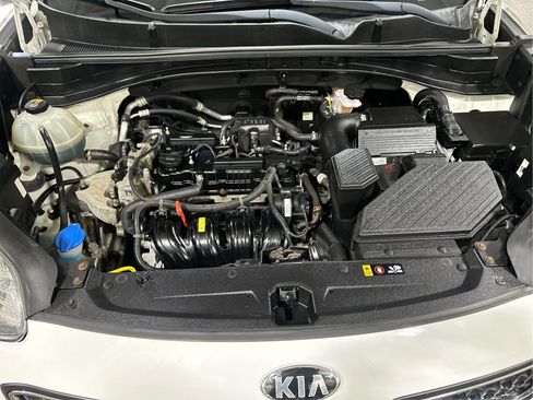 Used 2018 Kia Sportage LX FWD image 23