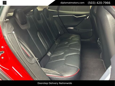 Used 2014 Tesla Model S P85 image 22