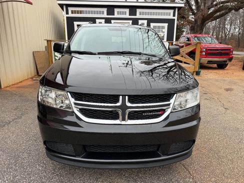 Used 2013 Dodge Journey SE image 2