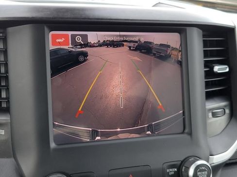 Used 2022 RAM 1500 Big Horn AWD/4WD image 8